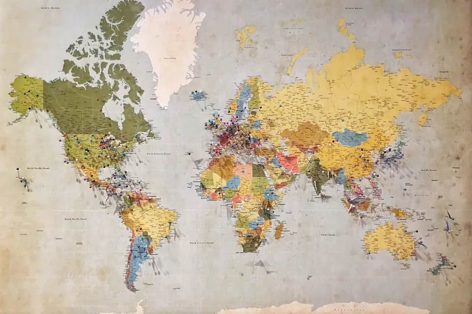 Map pins used to set accurate job locations
